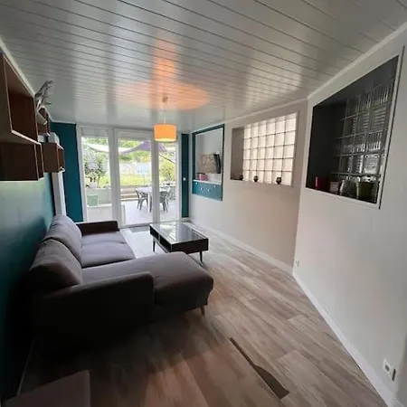 La Maison De La Place *